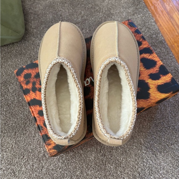 Faux shearling slides - Picture 2 of 4